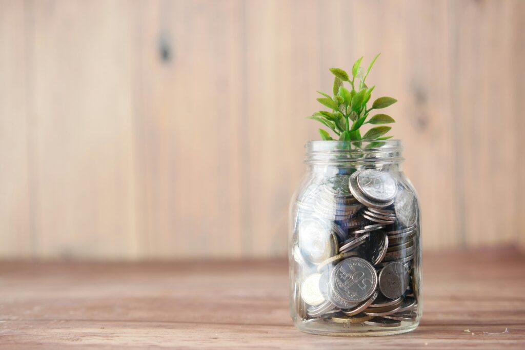 Money moves for women who plan on retiring rich and radiant!